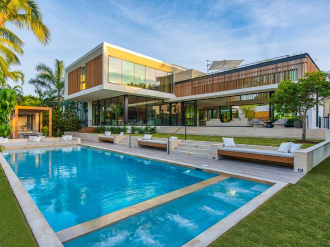 SUNSET ISLAND ESTATE